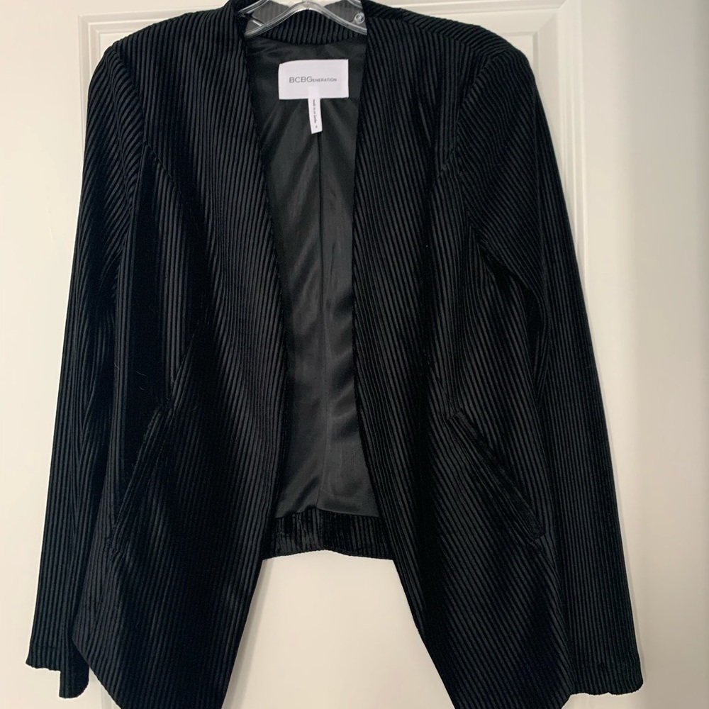 BCBGENERATION Black Velvet Tuxedo Blazer Size S